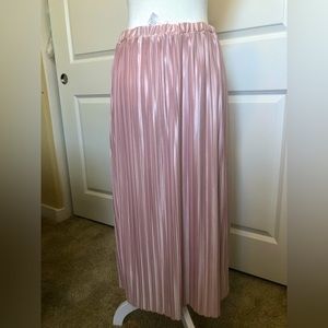NWT Chelsea28 Pleated mid-length pink skirt